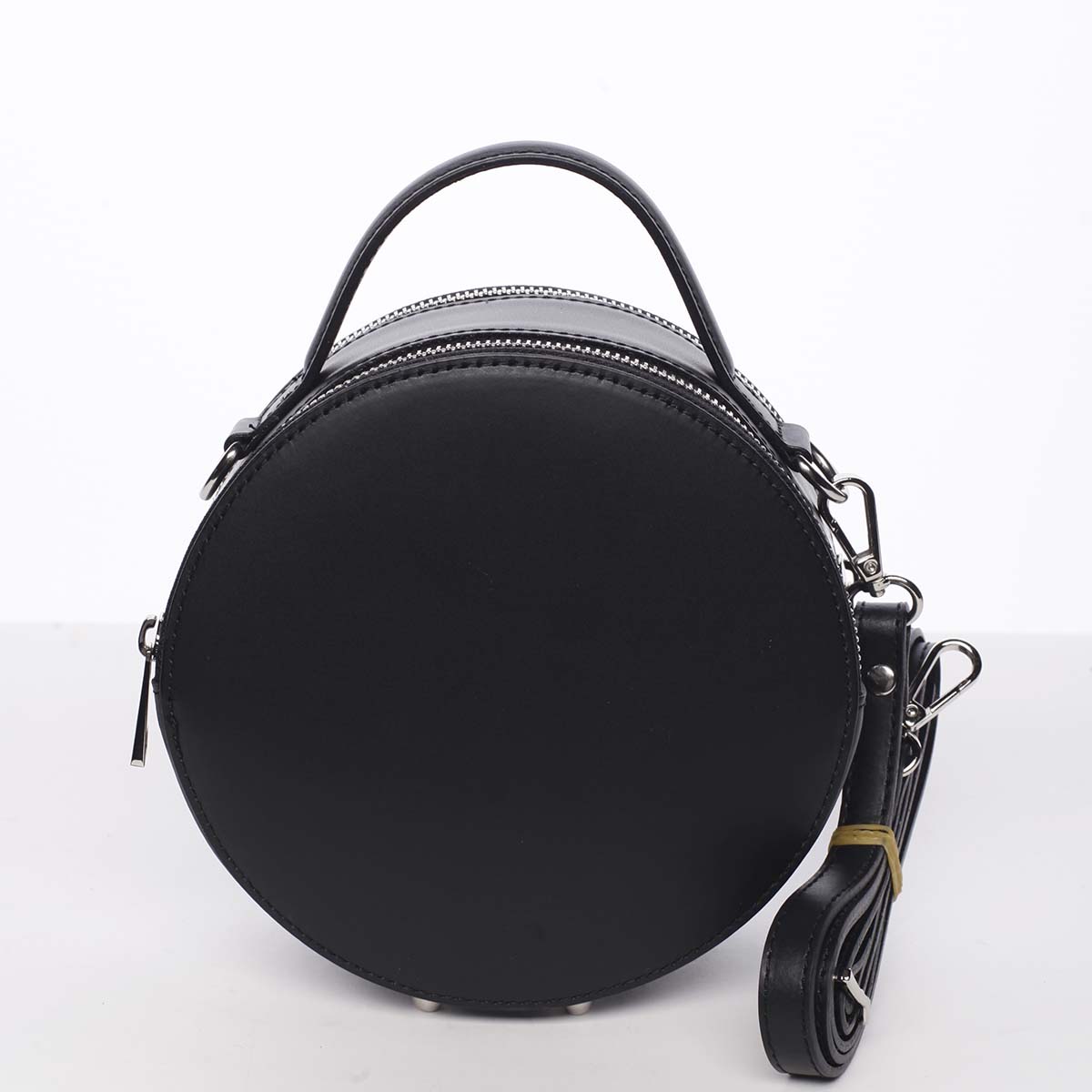 Malá černá elegantní dámská kožená kabelka - ItalY Husna