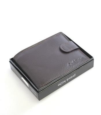 Hnědá kožená peněženka se zápinkou SendiDesign P07-6