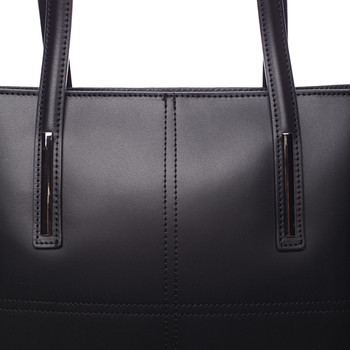 Moderní dámská kožená kabelka černá - ItalY Adalicia