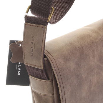 Světle hnědá elegantní crossbody kožená taška - Delami 1172