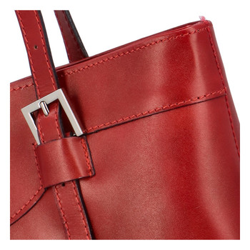 Módní dámská kožená kabelka červená - ItalY Zoelle