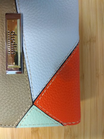 Dámská vzorovaná taupe peněženka - Dudlin M333