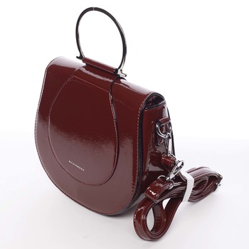 Originální dámská lakovaná crossbody kabelka sytě vínová - Silvia Rosa Sherise