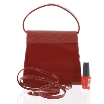 Luxusní dámské psaníčko/kabelka lakované červené se vzorovanou klopou - Delami Viseria